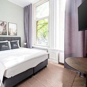 Economy Kamer met een Queen Size Bed in de Kelder